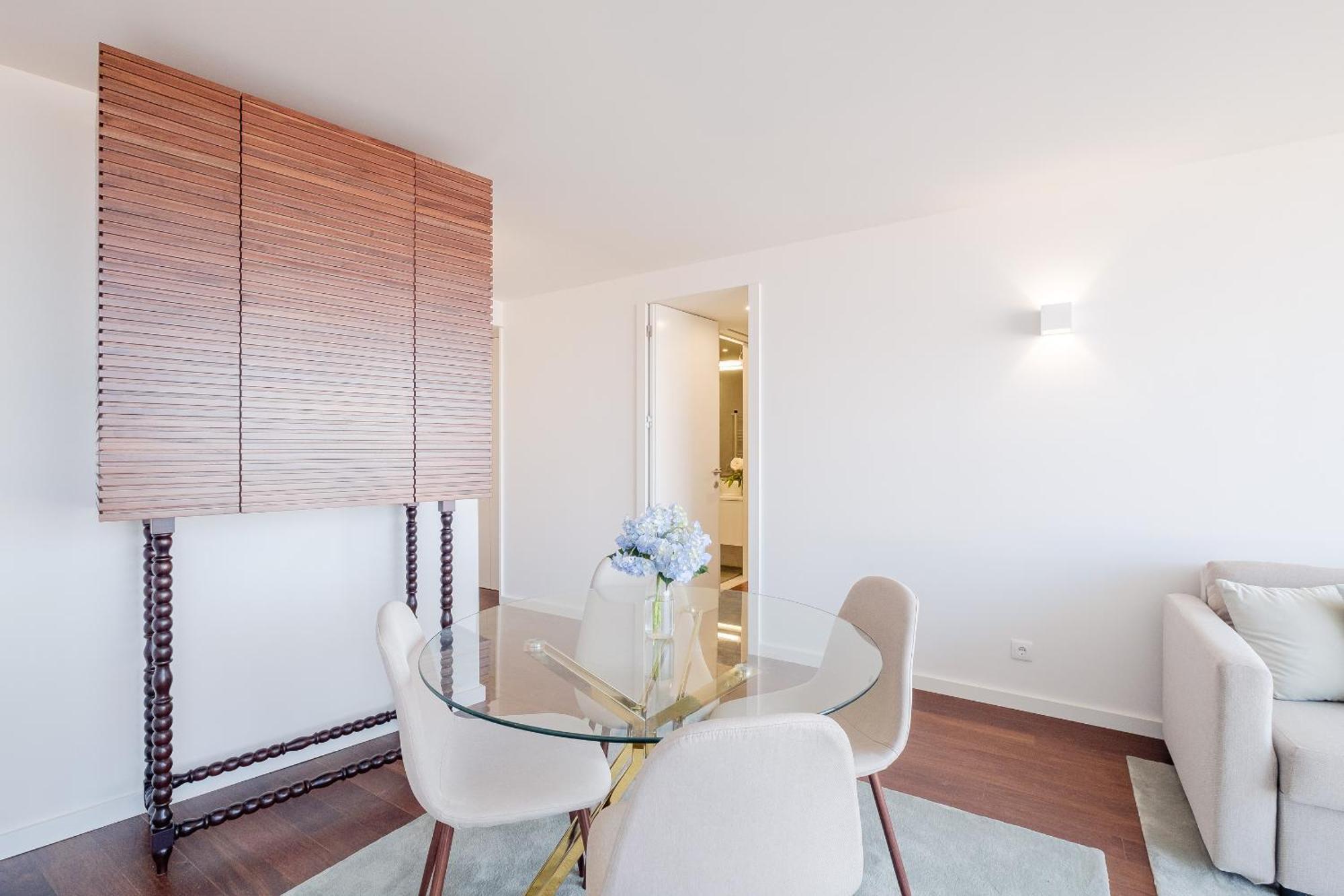 Boutique Rentals- Bliss By The Sea Apt- Ocean Views In Foz Beach بورتو المظهر الخارجي الصورة