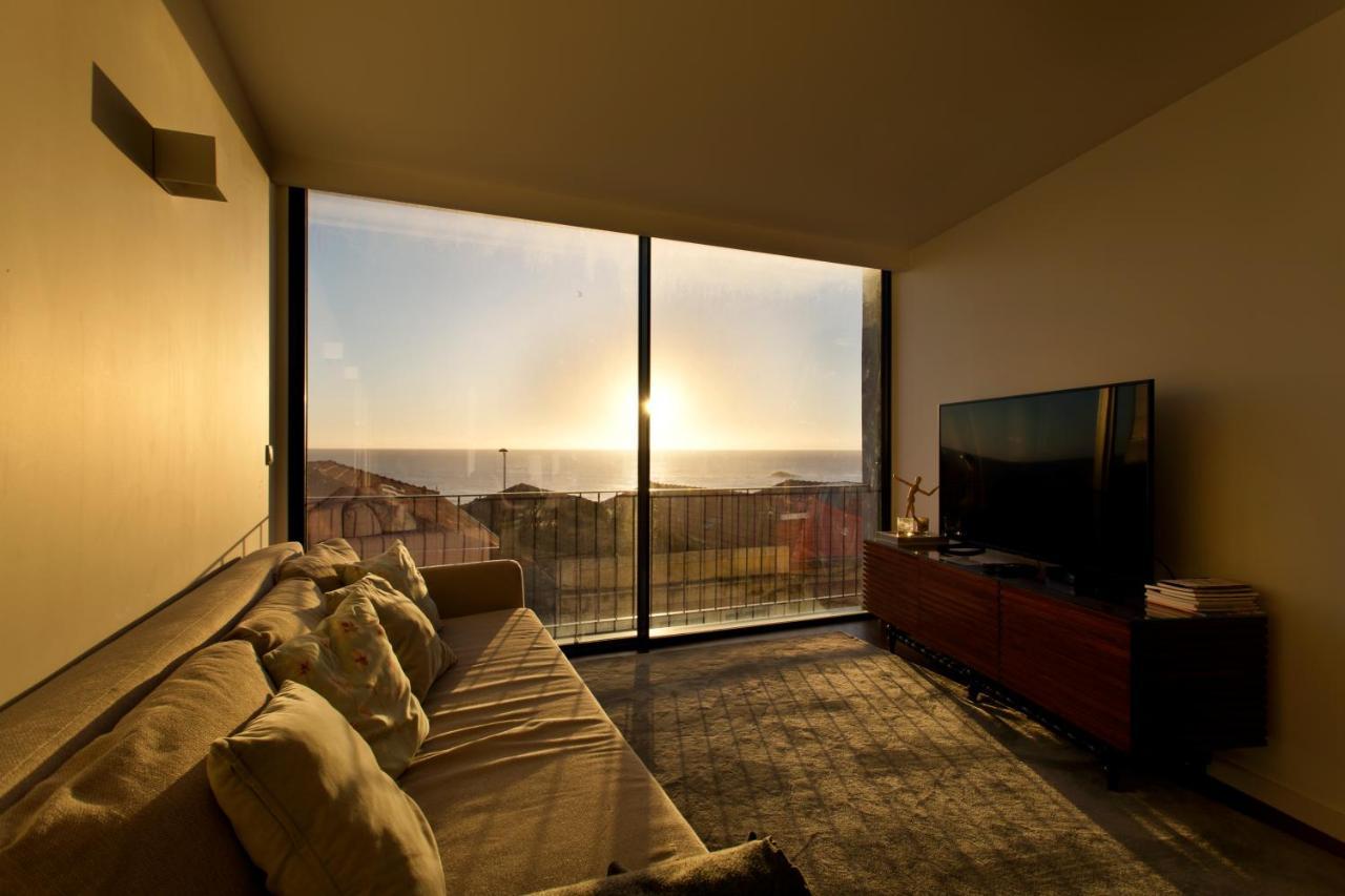 Boutique Rentals- Bliss By The Sea Apt- Ocean Views In Foz Beach بورتو المظهر الخارجي الصورة